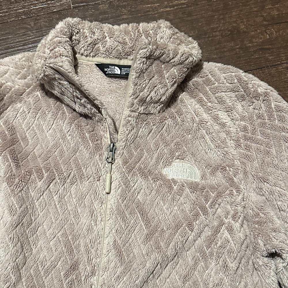 The North Face Plush Jacket Light Brown Beige Small Soft Warm Thumbholes